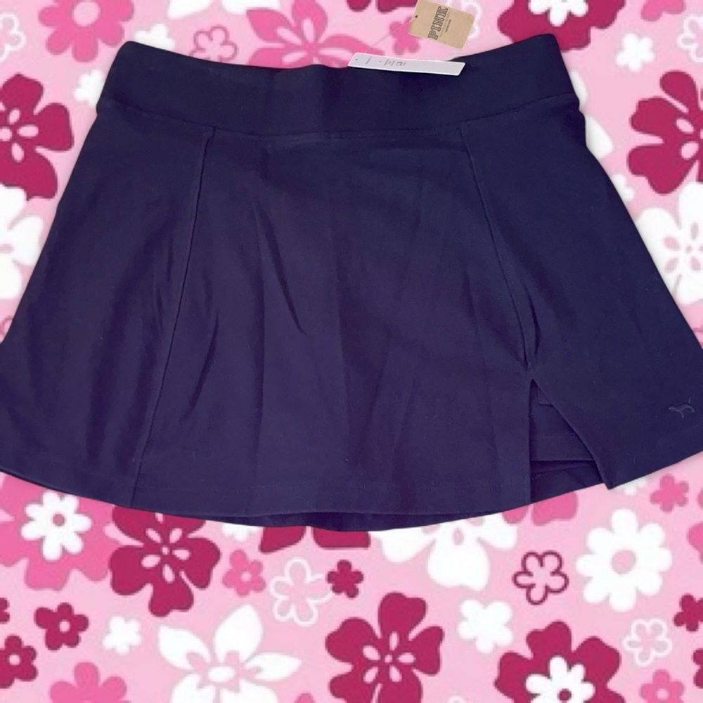 NWT Victoria’s Secret PINK Athletic Skort with Subtle Side Slit
